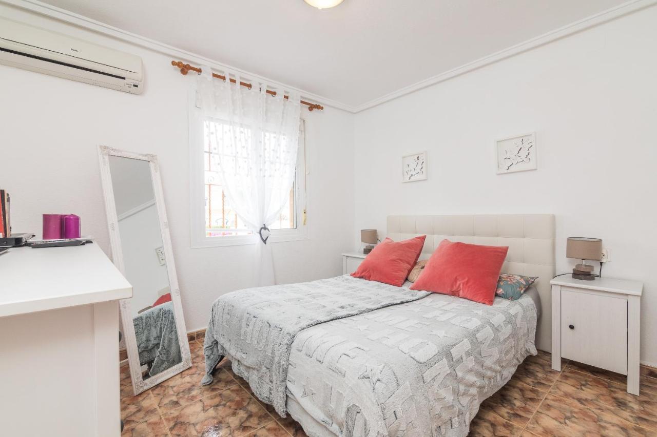 Casa Blanca La Grande - Swimming Pool - Jacuzzi Xxl - 2,4km - Airport 12 Km - Center 1km