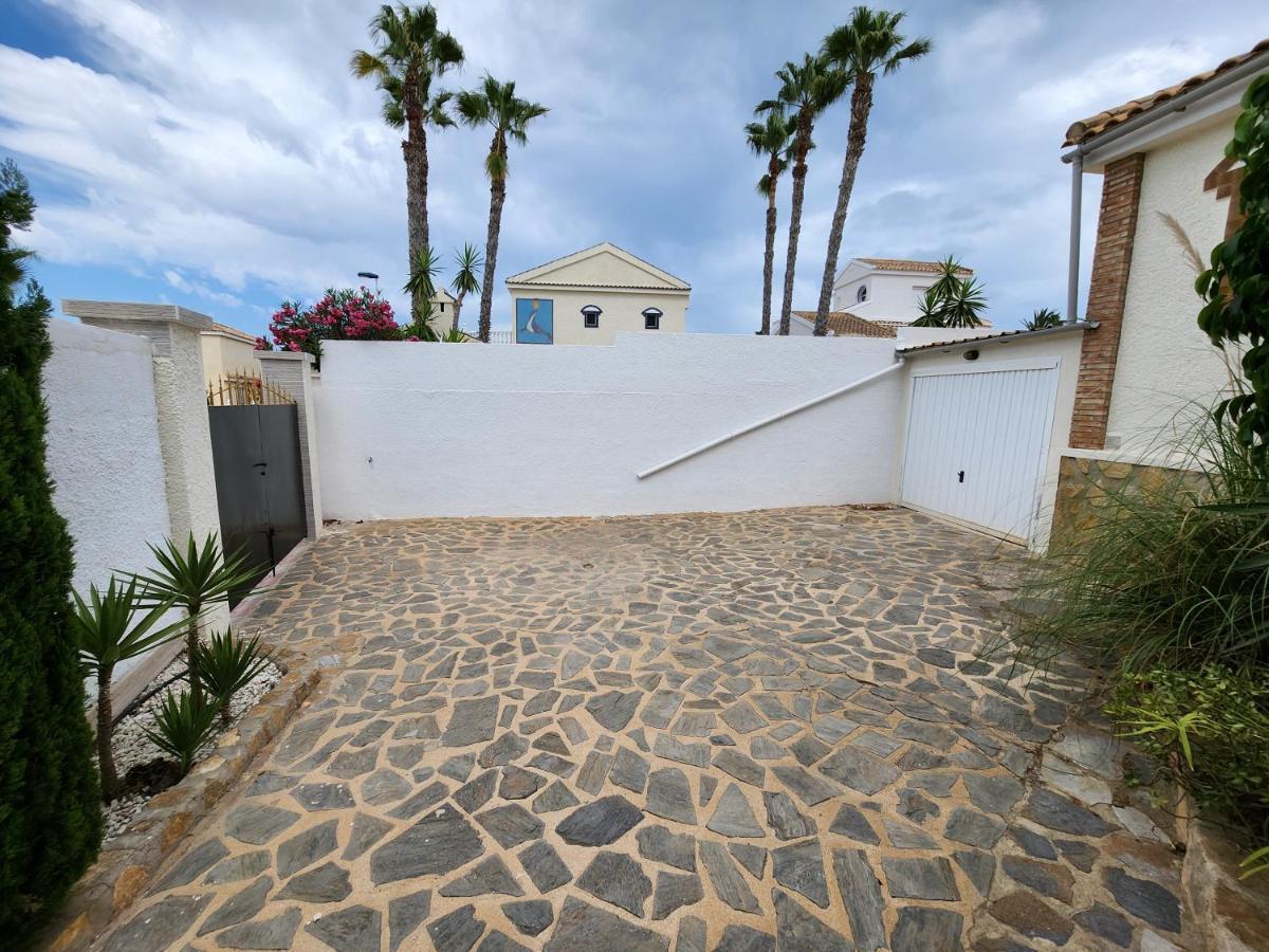 Casa Blanca La Grande - Swimming Pool - Jacuzzi Xxl - 2,4km - Airport 12 Km - Center 1km * Gran Alacant